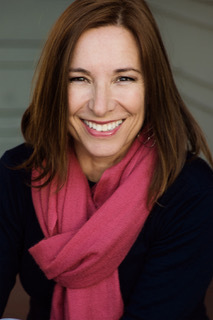 Dr. Sara Pizano